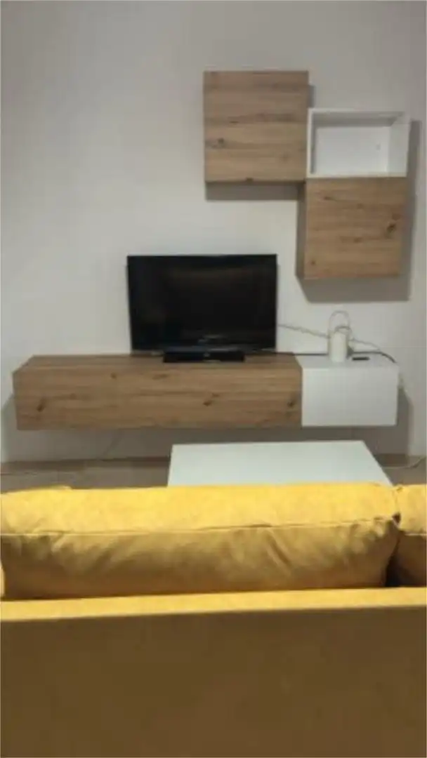 Study for rent in Bellavista