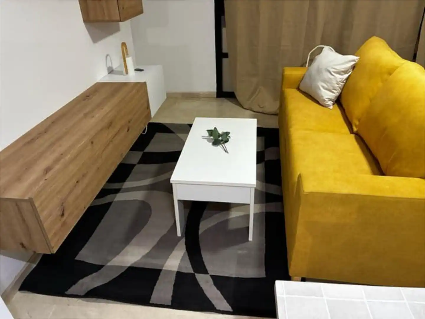 Study for rent in Bellavista