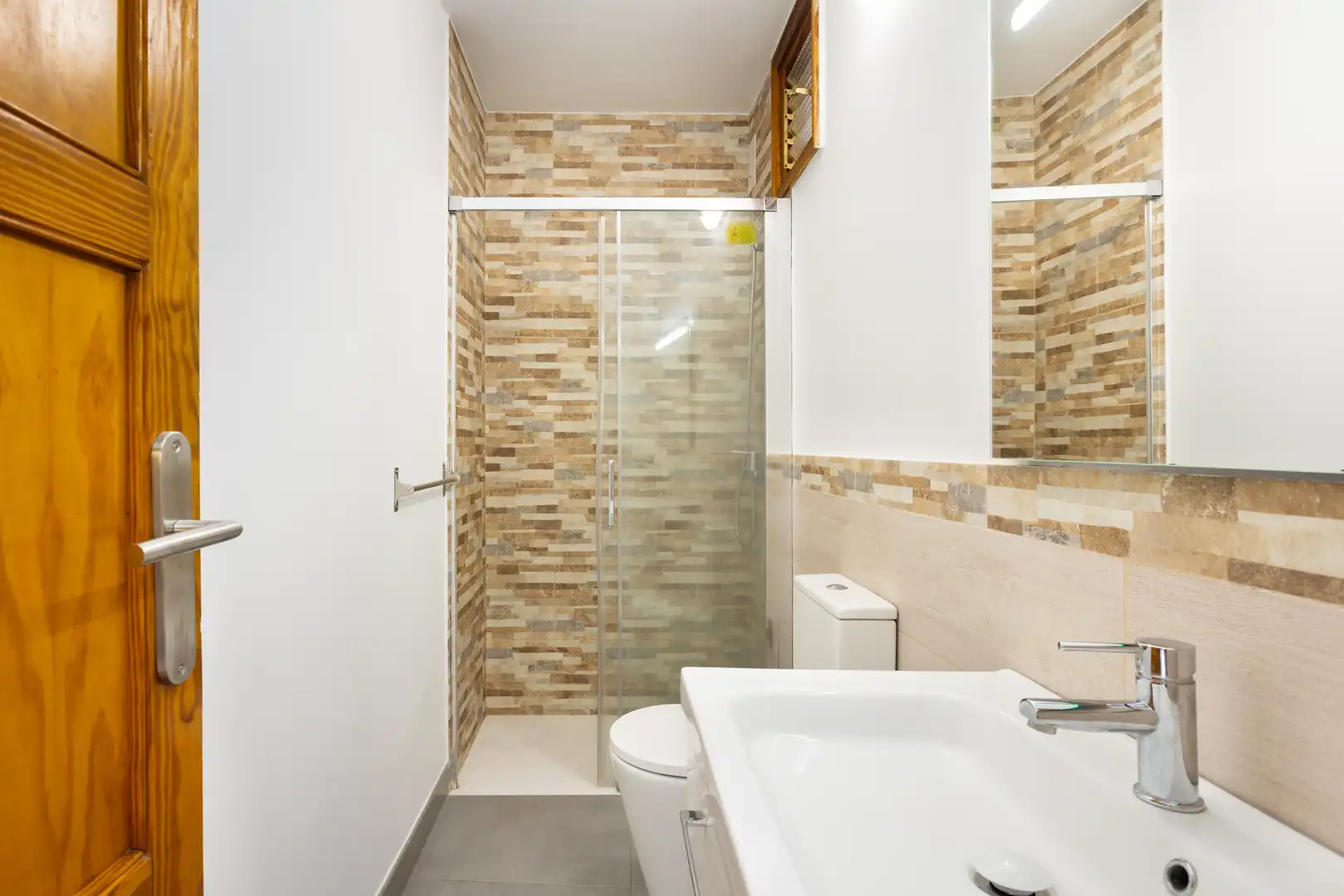Badezimmer von Einfamilien-Reihenhaus zum Verkauf in San Cristóbal de la Laguna mit Terrasse und Möbliert