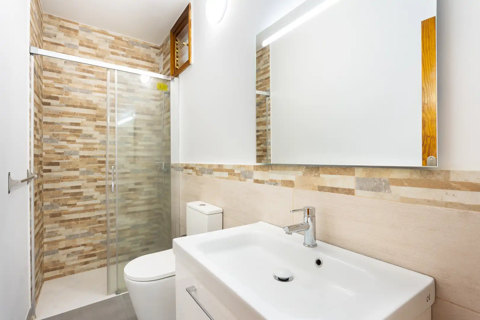 Badezimmer von Einfamilien-Reihenhaus zum Verkauf in San Cristóbal de la Laguna mit Terrasse und Möbliert