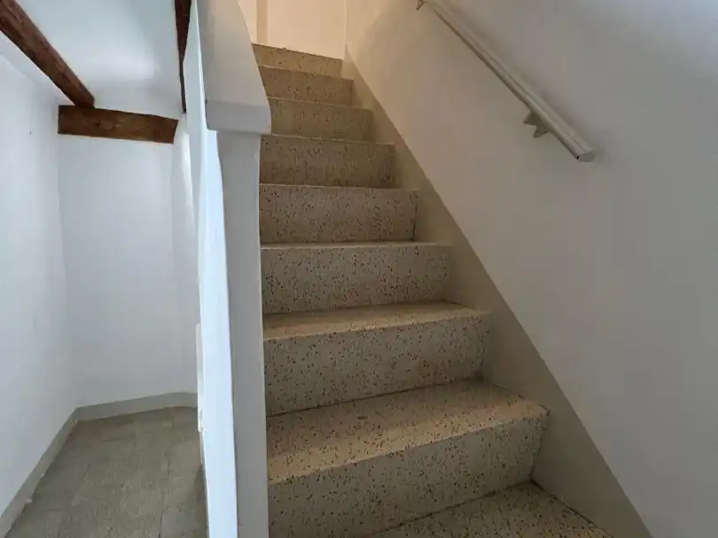 Einfamilien-Reihenhaus zum Verkauf in Centre Einfamilien-Reihenhaus zum Verkauf in Tortosa mit Klimaanlage, Heizung und Terrasse