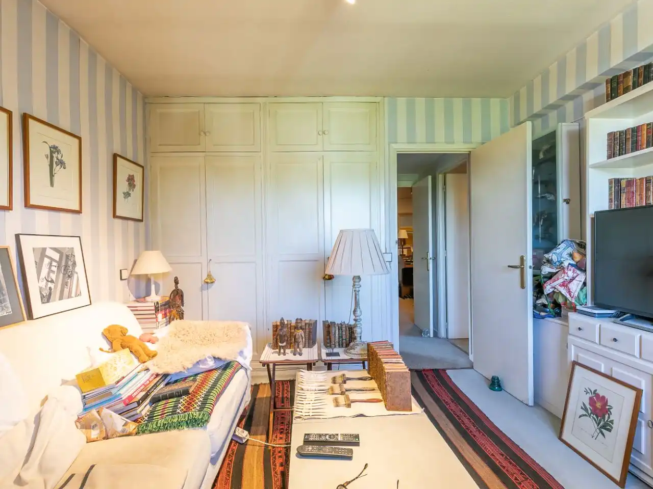 Houses for sale in Mirasierra Bedroom of Houses for sale in Madrid with Heating, Private garden and Parquet flooring