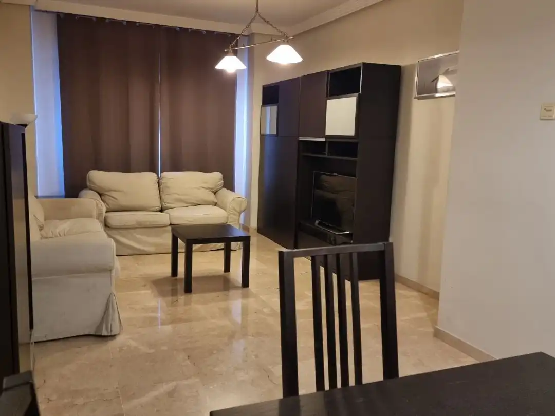 Flat for rent in Calle Mencía Calderón, 10, El Cónsul - Ciudad Universitaria - El Romeral