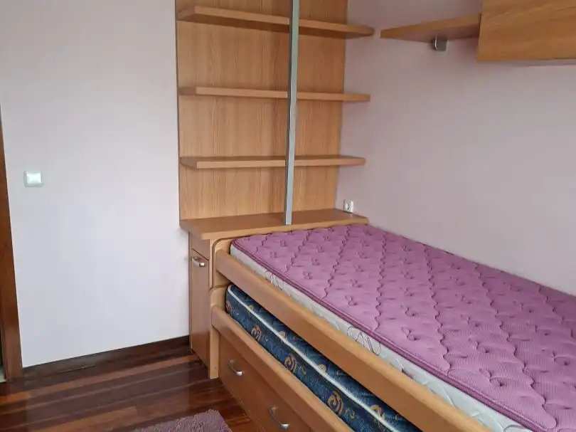 Piso de alquiler en Rúa do Cruceiro da Coruña, 24, San Lázaro - Meixonfrío Habitación de Piso de alquiler en Santiago de Compostela con Parquet, Trastero y Amueblado