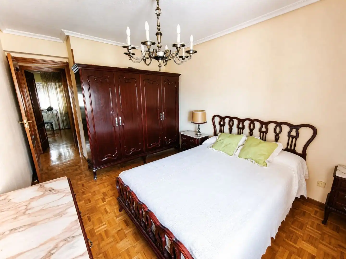 Piso en venta en Calle Felipe Solano Antelo, 11, Guadalajara Capital