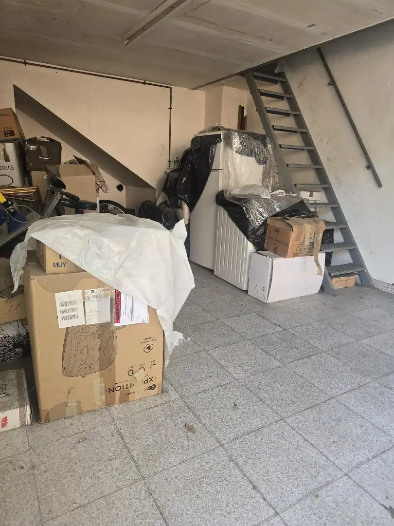 Commercial properties for sale in Carrer de Josep Sangenís, 5, La Teixonera Commercial properties for sale in Barcelona