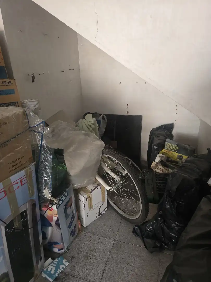 Commercial properties for sale in Carrer de Josep Sangenís, 5, La Teixonera Commercial properties for sale in Barcelona