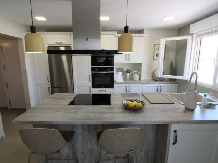 Flat for sale in Avenida Costa Blanca, 2, Los Arenales del Sol Kitchen of Flat for sale in Elche / Elx with Air Conditioner, Terrace and Swimming Pool