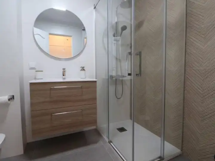 Flat for sale in Avenida Costa Blanca, 2, Los Arenales del Sol Bathroom of Flat for sale in Elche / Elx with Air Conditioner, Terrace and Swimming Pool