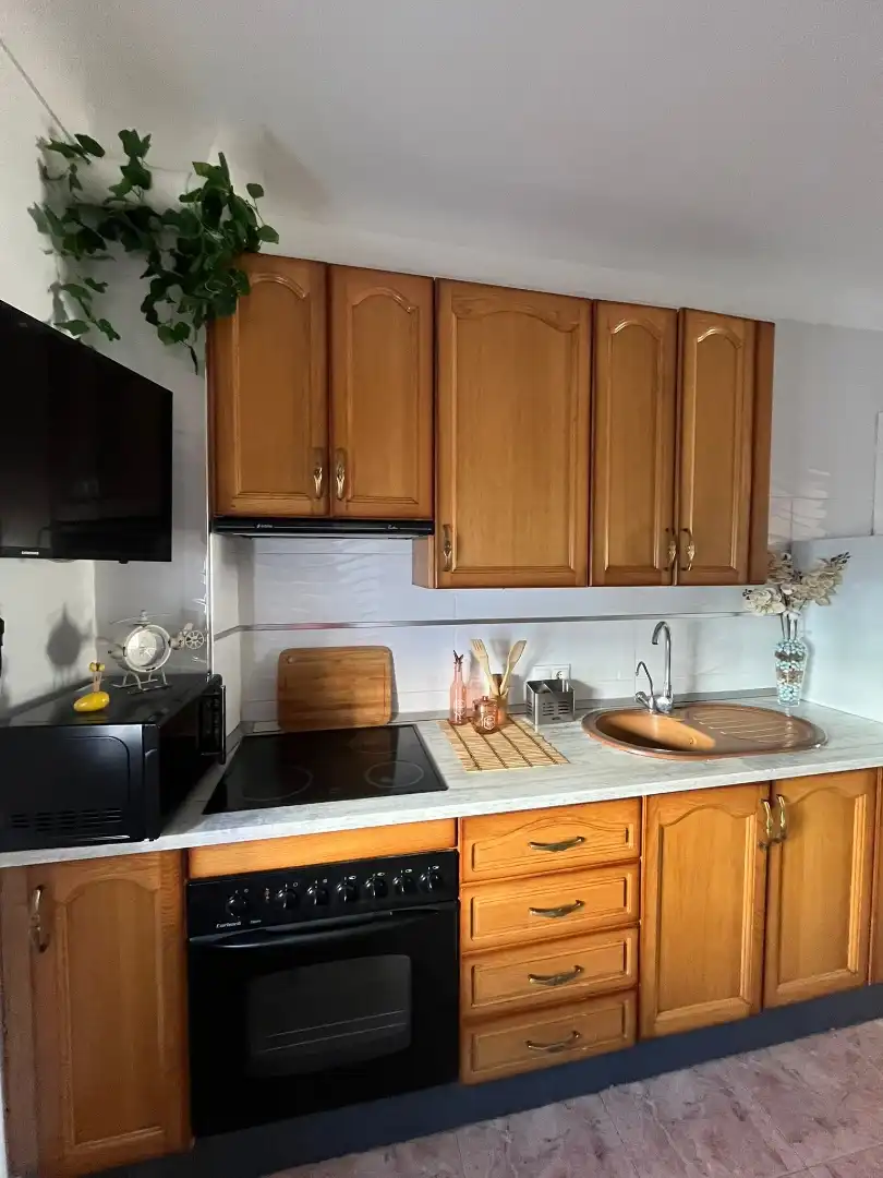 Cuina de Apartament de lloguer en Puente de Génave amb Aire condicionat, Terrassa i Moblat