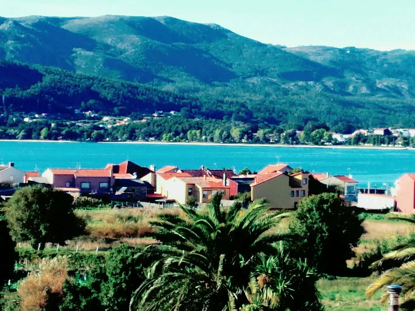 Wohnung zur Miete in Estrada Xeral Cabo de Cruz Pesqueira, 59, Boiro Außenansicht von Wohnung zur Miete in Boiro mit Heizung, Parkett und Abstellraum