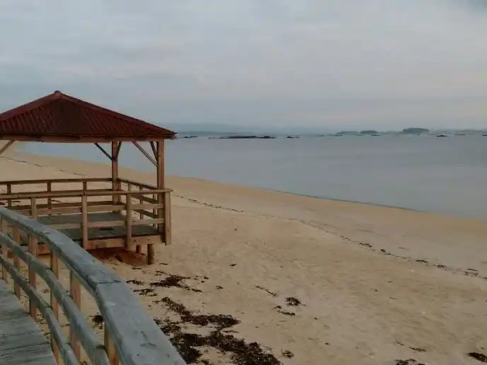 Wohnung zur Miete in Estrada Xeral Cabo de Cruz Pesqueira, 59, Boiro Wohnung zur Miete in Boiro mit Heizung, Parkett und Abstellraum