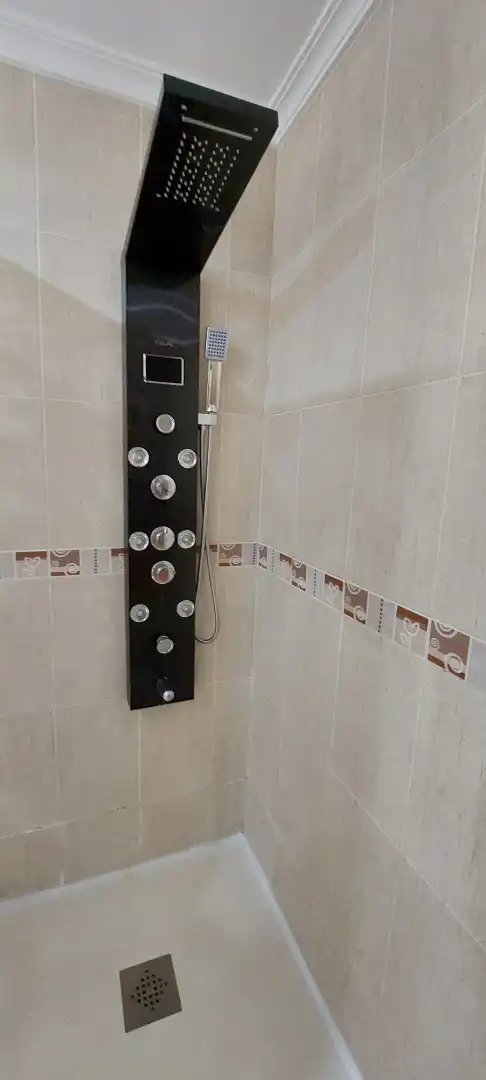 Ático en venta en Calle El Bosco, 2, El Quiñón Baño de Ático en venta en Seseña con Aire acondicionado, Calefacción y Jardín privado