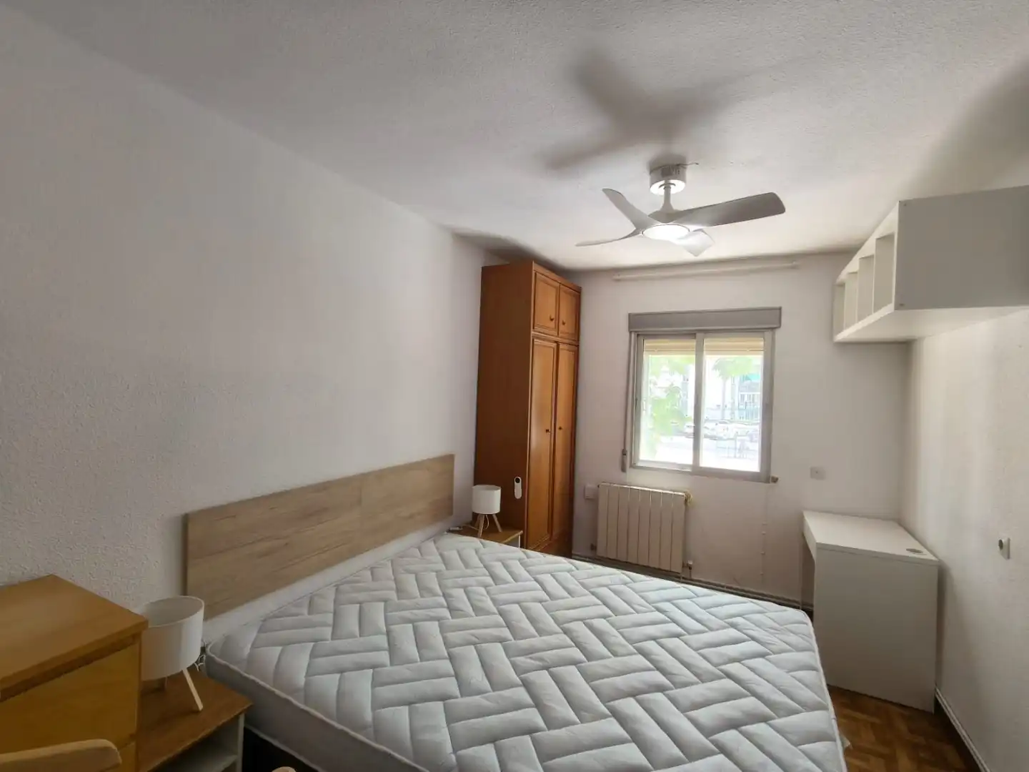 Bedroom of Flat for rent in Madrid  with Air Conditioner, Heating and Terrace