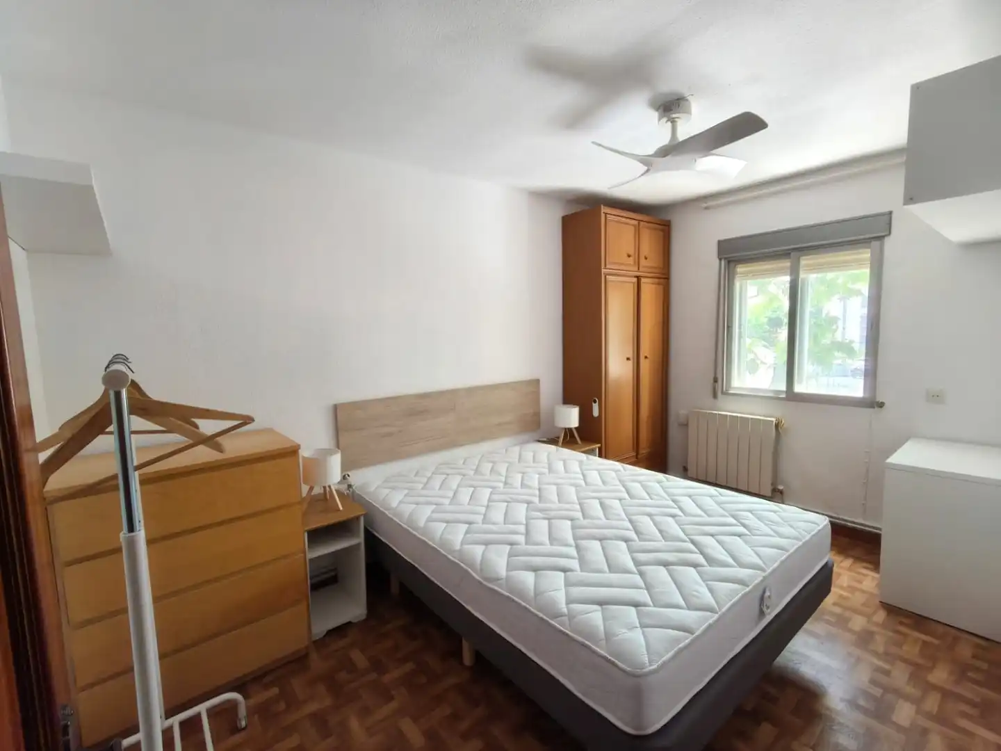 Bedroom of Flat for rent in Madrid  with Air Conditioner, Heating and Terrace