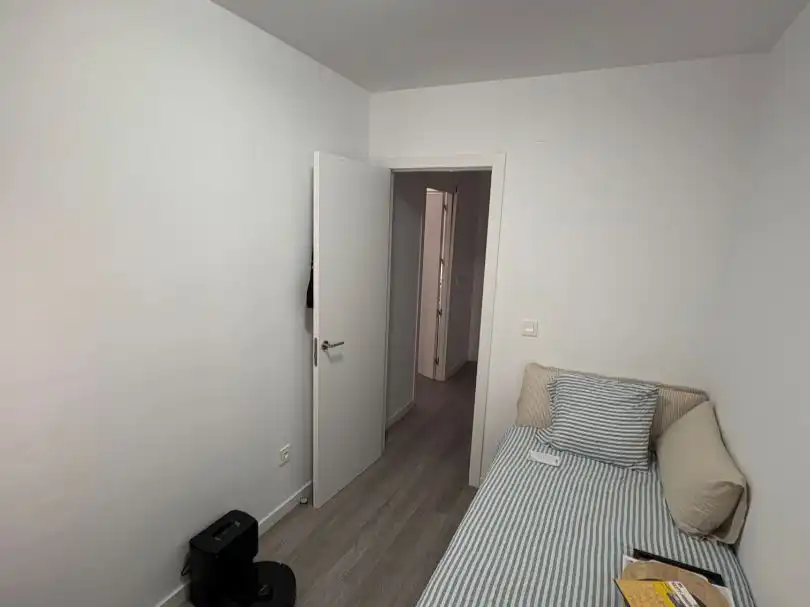 Piso en venta en Calle Álamos, 27, Residencial Triana - Barrio Alto Habitación de Piso en venta en Las Gabias con Aire acondicionado, Calefacción y Parquet