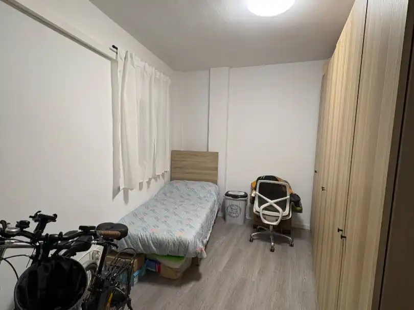 Piso en venta en Calle Álamos, 27, Residencial Triana - Barrio Alto Habitación de Piso en venta en Las Gabias con Aire acondicionado, Calefacción y Parquet