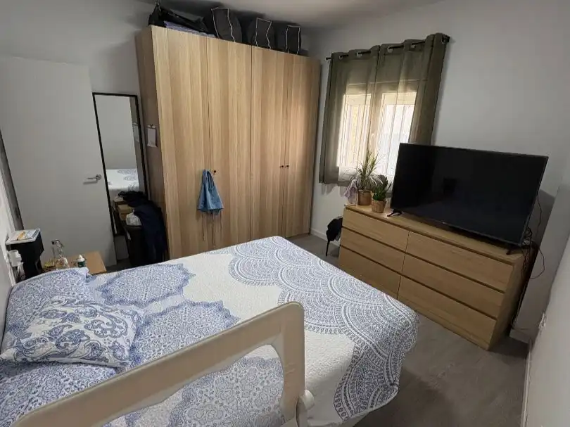 Piso en venta en Calle Álamos, 27, Residencial Triana - Barrio Alto Habitación de Piso en venta en Las Gabias con Aire acondicionado, Calefacción y Parquet
