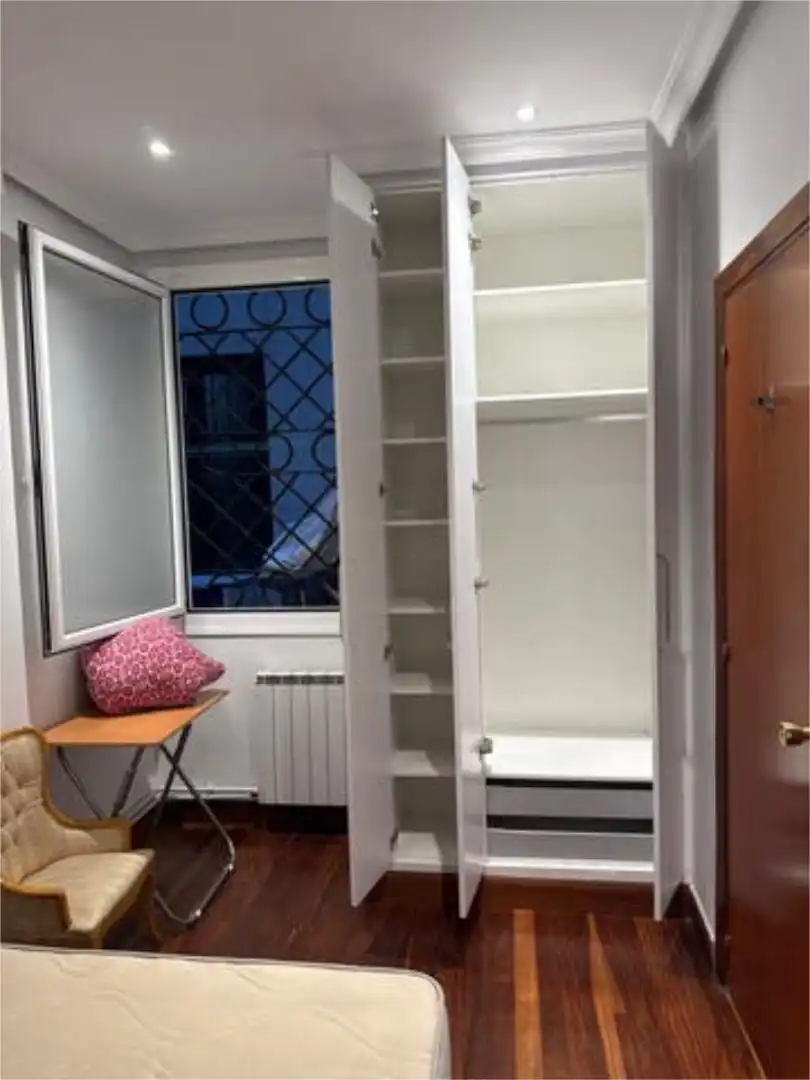 Dormitori de Apartament de lloguer en Donostia - San Sebastián  amb Moblat