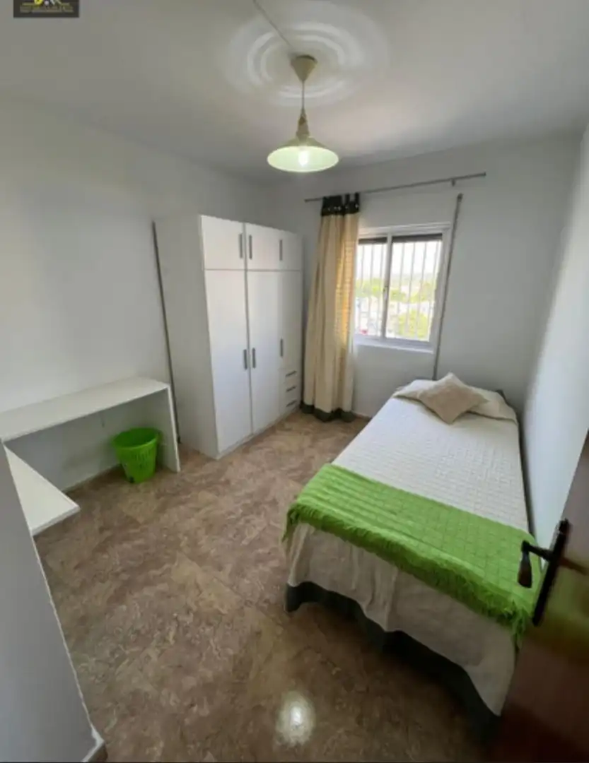Flat for rent in Plaza Zahara, 13, Chapín - Campus Universitario - Navinco Flat for rent in Plaza Zahara, 13, Chapín - Campus Universitario - Navinco