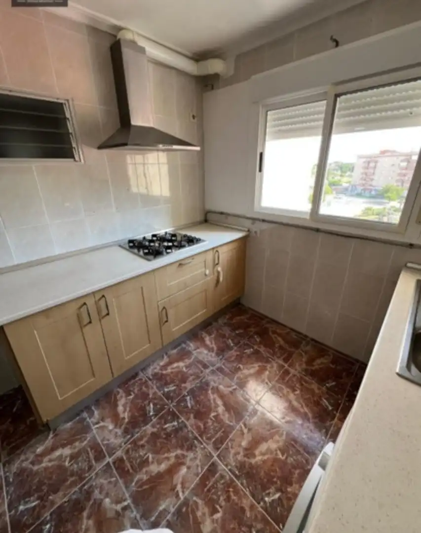 Flat for rent in Plaza Zahara, 13, Chapín - Campus Universitario - Navinco Flat for rent in Plaza Zahara, 13, Chapín - Campus Universitario - Navinco