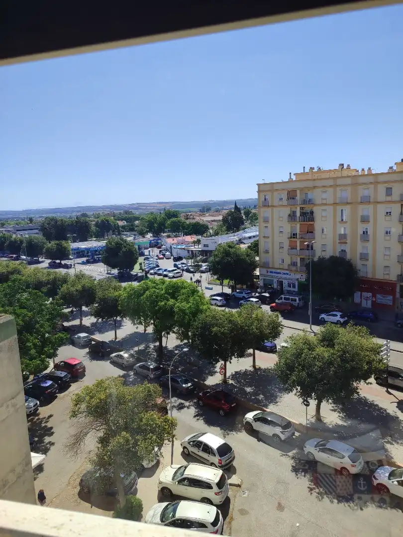 Flat for rent in Plaza Zahara, 13, Chapín - Campus Universitario - Navinco Flat for rent in Plaza Zahara, 13, Chapín - Campus Universitario - Navinco