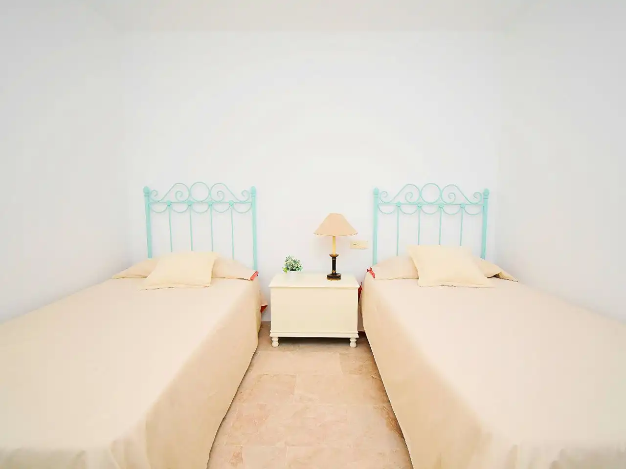 Habitación de Piso en venta en El Ejido con Aire acondicionado y Terraza