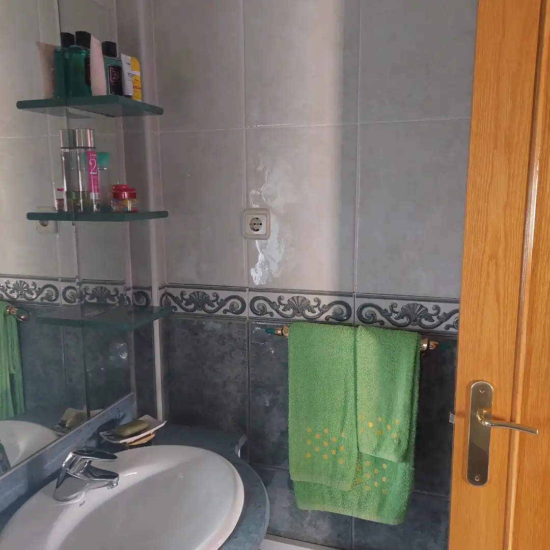 Badezimmer von Wohnung zur untervermieten in Arganda del Rey mit Terrasse, Möbliert und Ofen