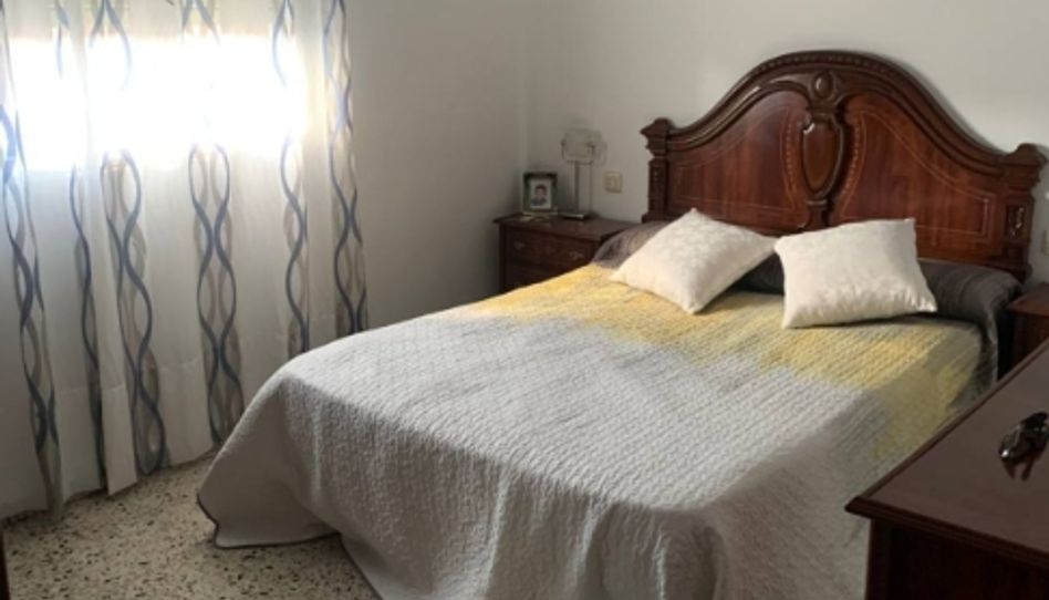 Habitación en Calle Pedro Sánchez Grimaldo, 4, Centro Ciudad, Plasencia - imagen 1 Foto 1 de Habitación en Calle Pedro Sánchez Grimaldo, 4, Centro Ciudad, Plasencia