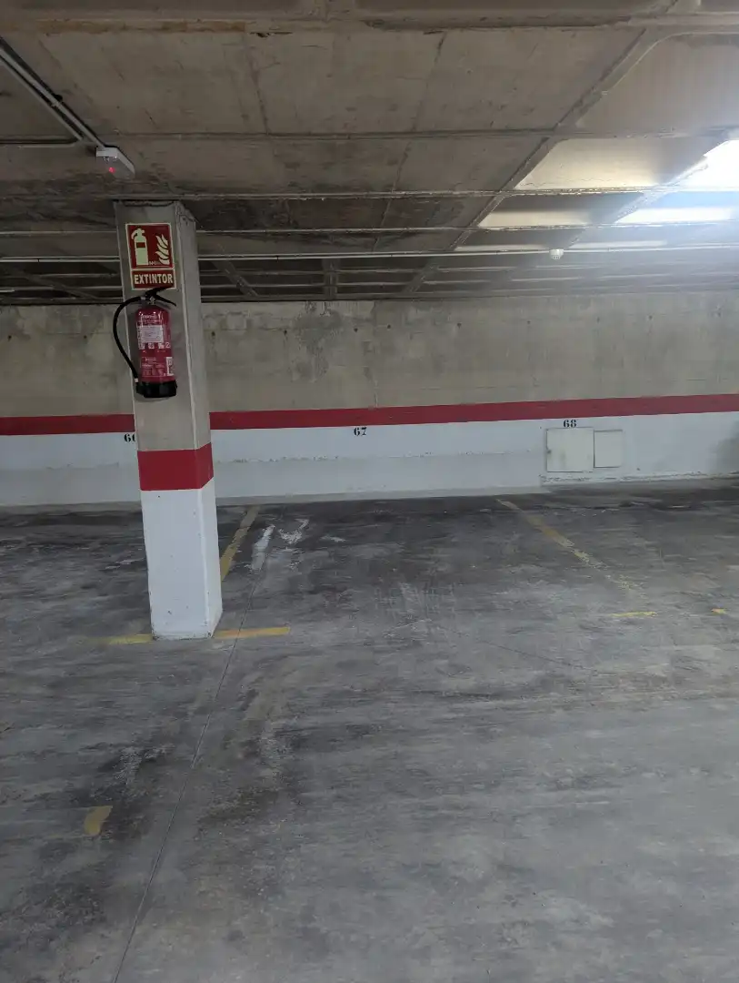 Parkplatz von Garage zur Miete in Santa Pola