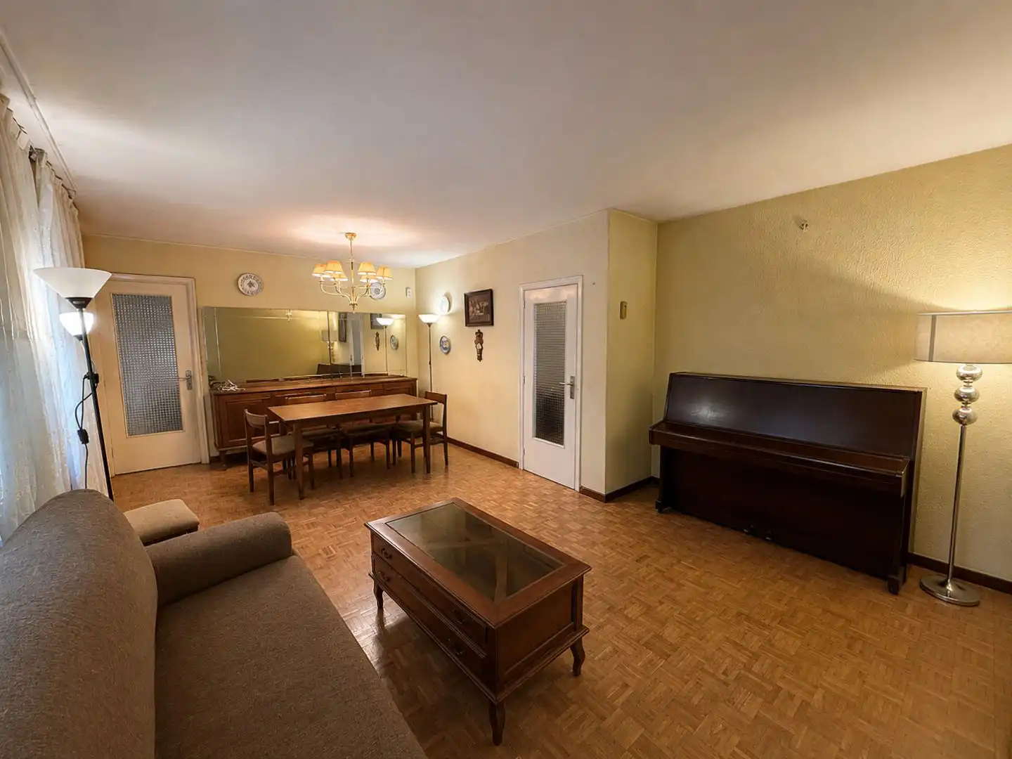Living room of Flat for sale in Madrid  with Heating, Parquet flooring and Terrace