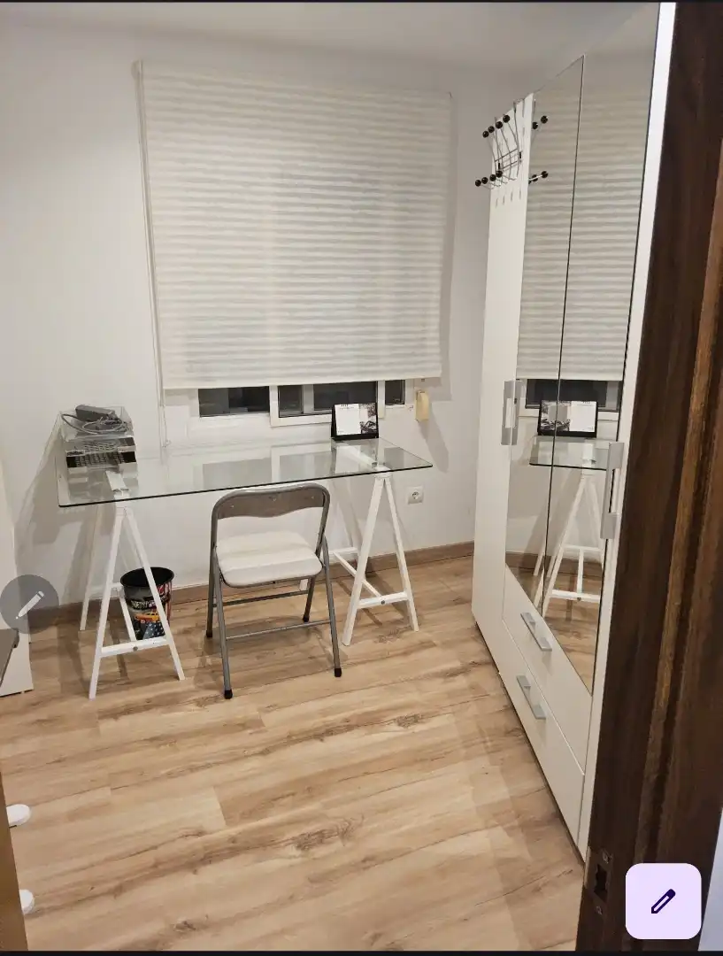 Zimmer in Carrer del Compte Noronya, 28, Hospital - Plaza del Real