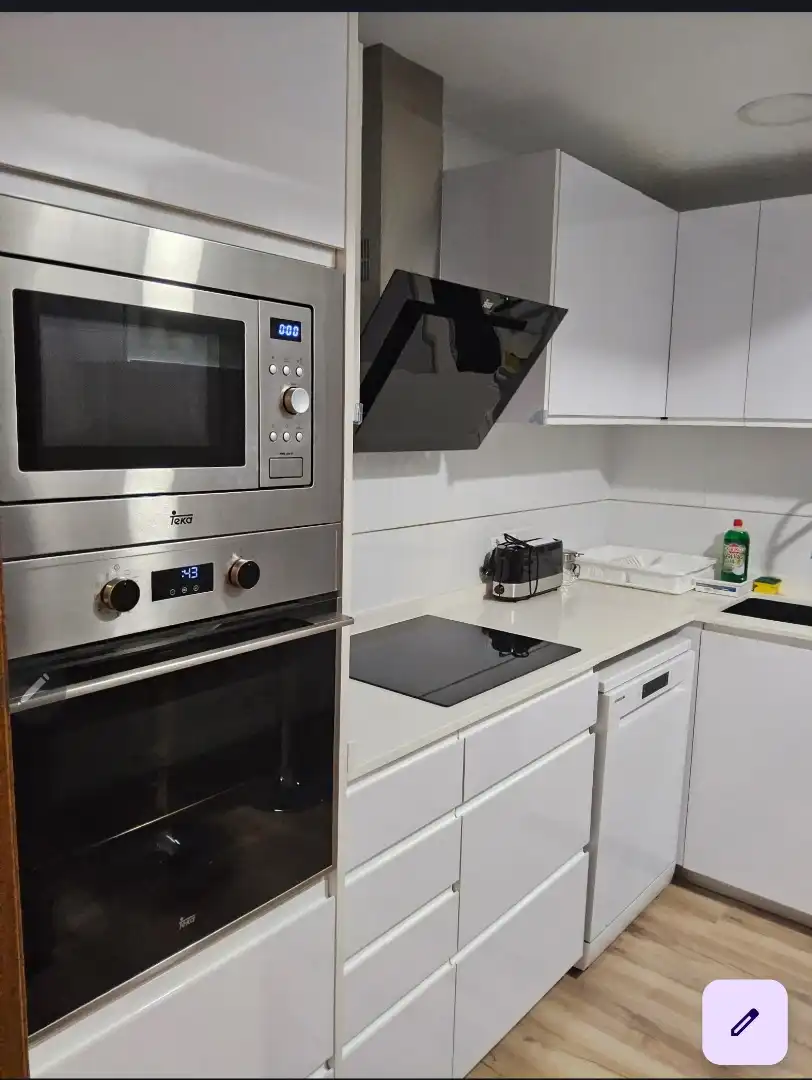 Zimmer in Carrer del Compte Noronya, 28, Hospital - Plaza del Real