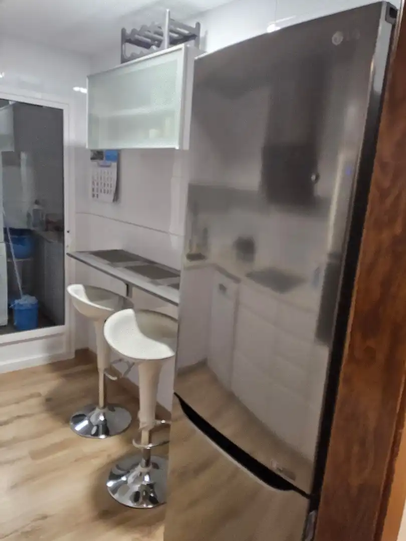 Zimmer in Carrer del Compte Noronya, 28, Hospital - Plaza del Real