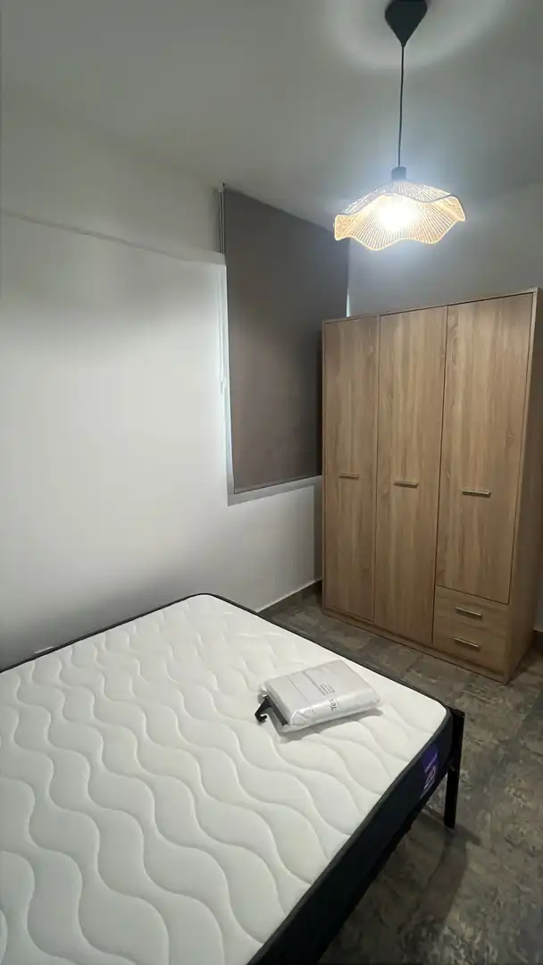 Piso de alquiler en Avenida Virgen de Fátima, 21, Fátima - Levante Habitación de Piso de alquiler en Córdoba Capital con Aire acondicionado, Terraza y Balcón