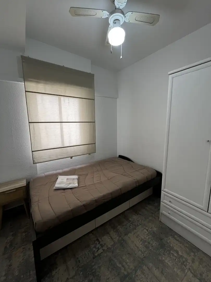 Piso de alquiler en Avenida Virgen de Fátima, 21, Fátima - Levante Habitación de Piso de alquiler en Córdoba Capital con Aire acondicionado, Terraza y Balcón