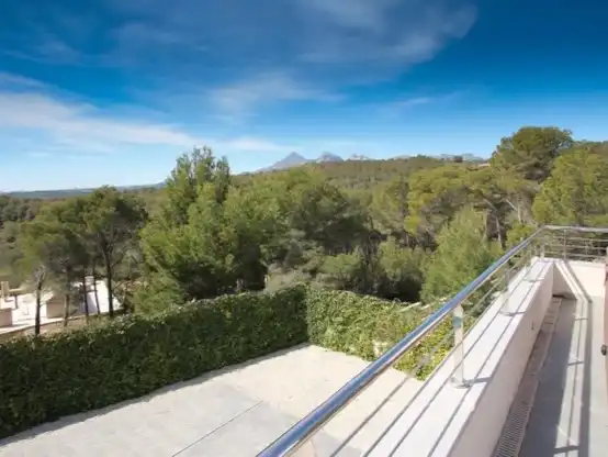 Vista exterior de Ático de alquiler en Altea con Aire acondicionado, Calefacción y Jardín privado