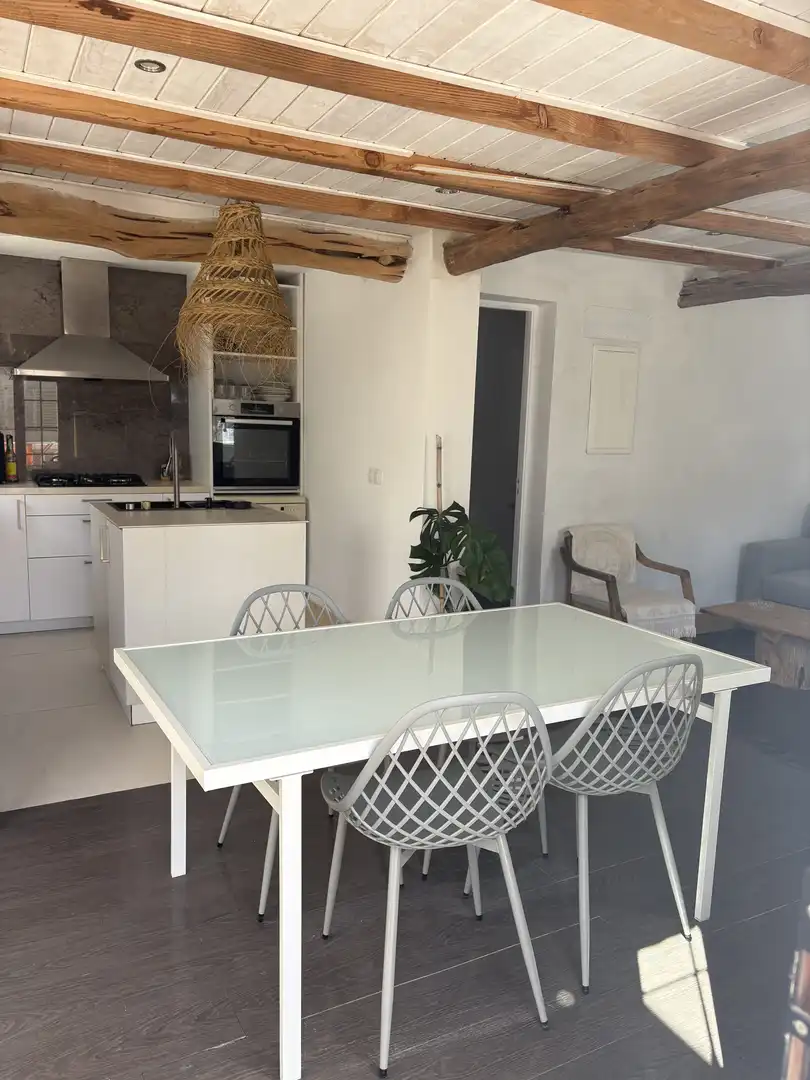 Esszimmer von Erdgeschoss zur Miete in Eivissa mit Klimaanlage, Privatgarten und Terrasse