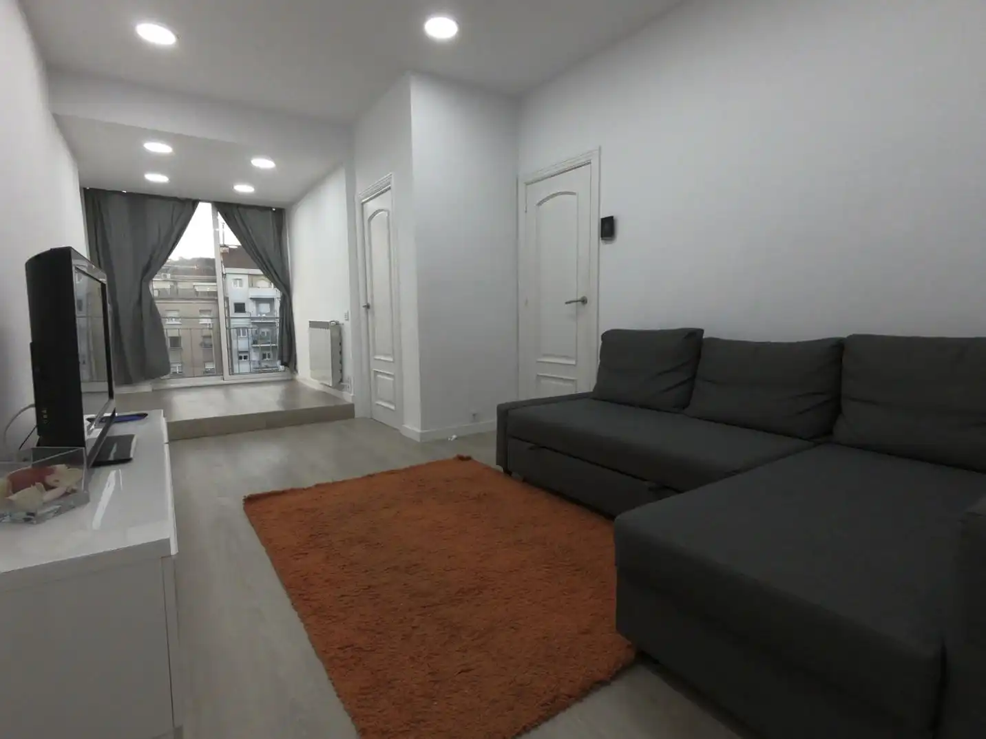 Flat for rent in Sagrada Família Living room of Flat for rent in Barcelona with Air Conditioner, Heating and Parquet flooring