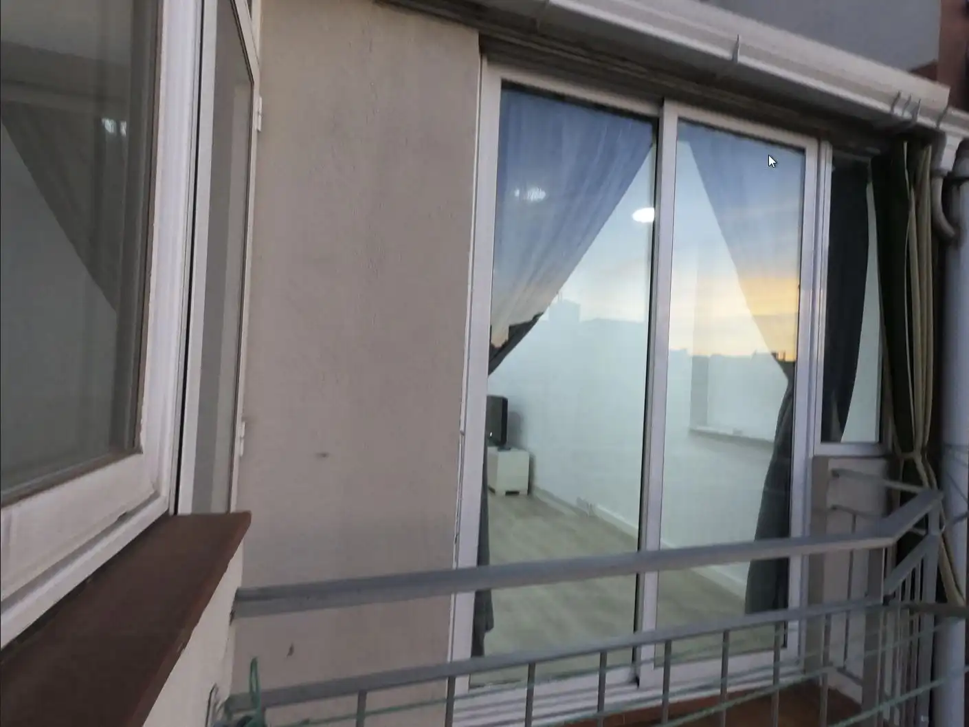 Flat for rent in Sagrada Família Balcony of Flat for rent in Barcelona with Air Conditioner, Heating and Parquet flooring