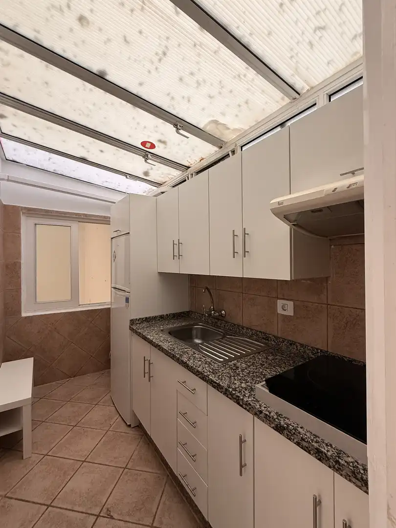 Flat for sale in Avenida la Habana, 4, Los Cristianos Kitchen of Flat for sale in Arona with Terrace
