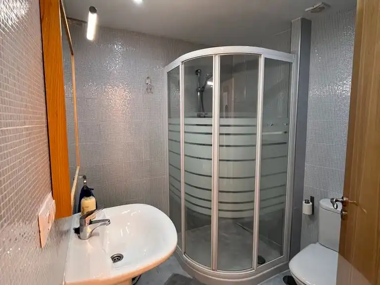 Badezimmer von Wohnung zur Miete in Zamora Capital  mit Heizung, Parkett und Terrasse