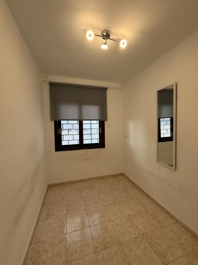 Flat for sale in Avenida la Habana, 4, Los Cristianos Bedroom of Flat for sale in Arona with Terrace