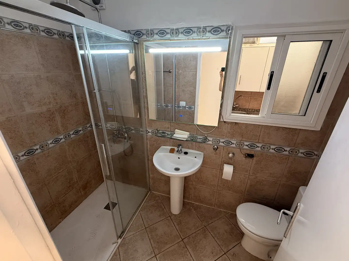 Flat for sale in Avenida la Habana, 4, Los Cristianos Bathroom of Flat for sale in Arona with Terrace