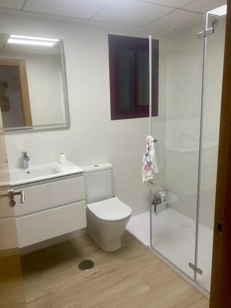 Flat for sale in Calle Cardenal Desprades, 7, Orihuela ciudad Bathroom of Flat for sale in Orihuela with Air Conditioner, Heating and Private garden