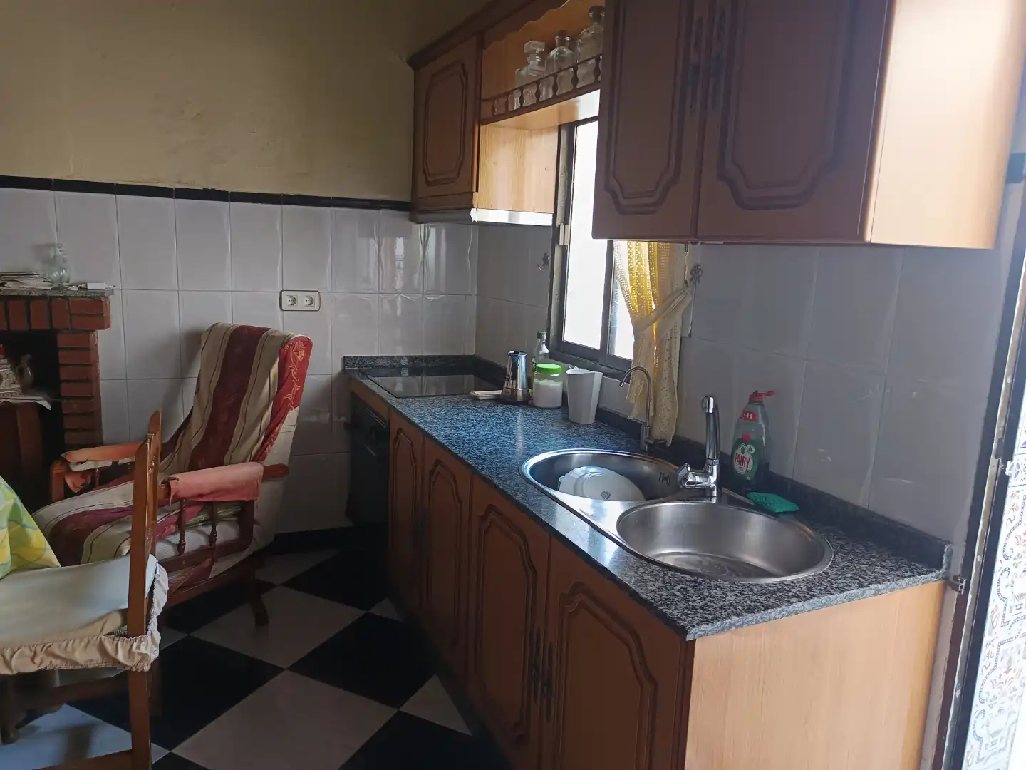 Cocina de Casa adosada de alquiler en Belmez con Aire acondicionado, Calefacción y Jardín privado