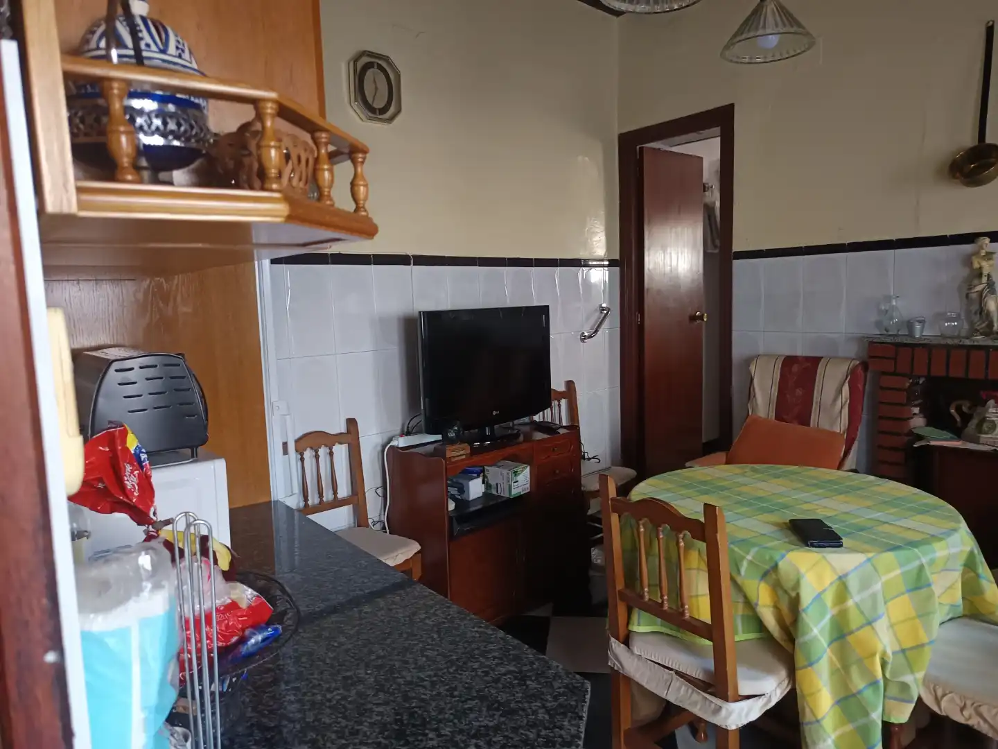 Cocina de Casa adosada de alquiler en Belmez con Aire acondicionado, Calefacción y Jardín privado