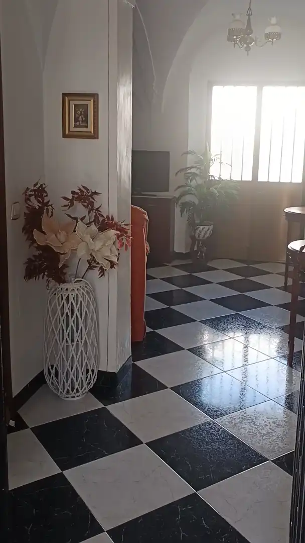 Casa adosada de alquiler en Belmez con Aire acondicionado, Calefacción y Jardín privado