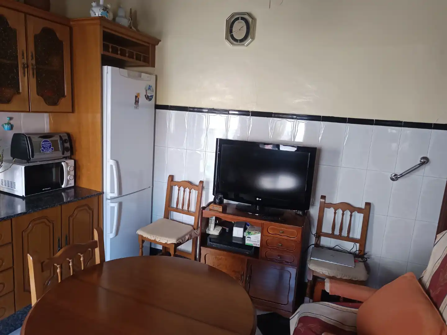 Cocina de Casa adosada de alquiler en Belmez con Aire acondicionado, Calefacción y Jardín privado