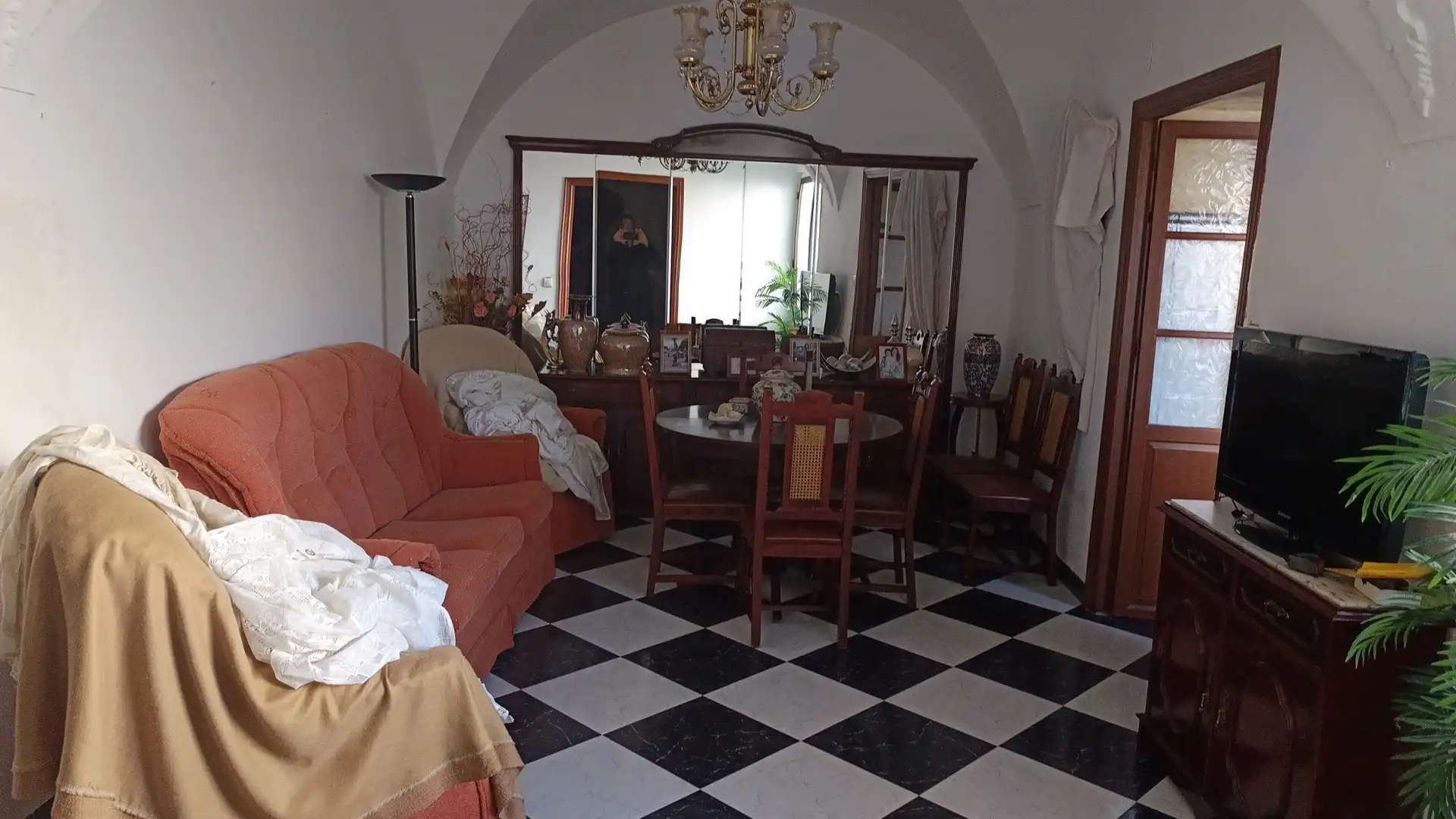 Sala de estar de Casa adosada de alquiler en Belmez con Aire acondicionado, Calefacción y Jardín privado